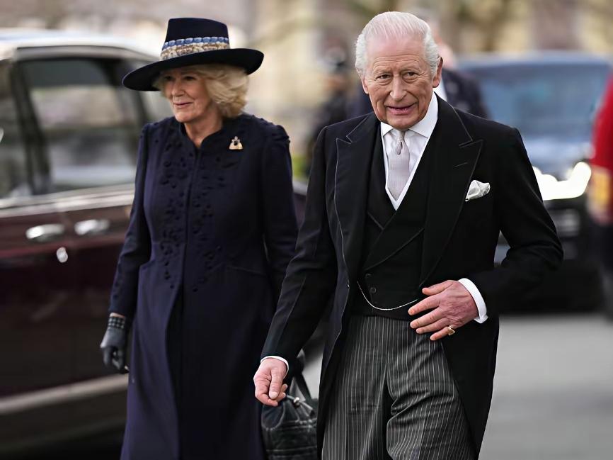 “面和心不和”，说的就是查尔斯和卡米拉吧！原来爱得有多炙热，现在就有多是“悲催