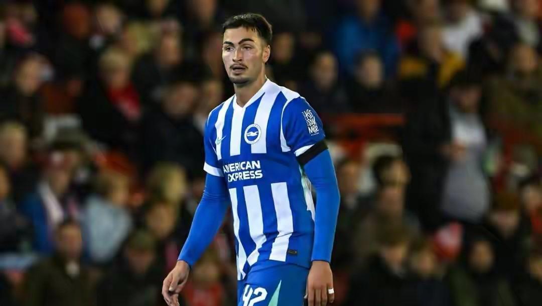 国米刚需的居中中卫目标怎么样？据报道，由于意大利中卫科波拉在英超出场时间有限，可