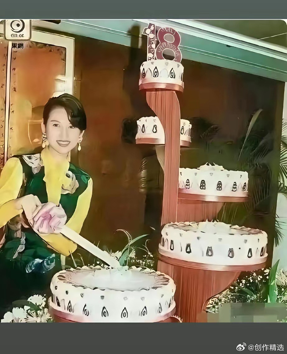 1991年，刘銮雄在丽晶酒店大办蔡少芬18岁成人礼，摆了50桌宴席，还有五层蛋糕