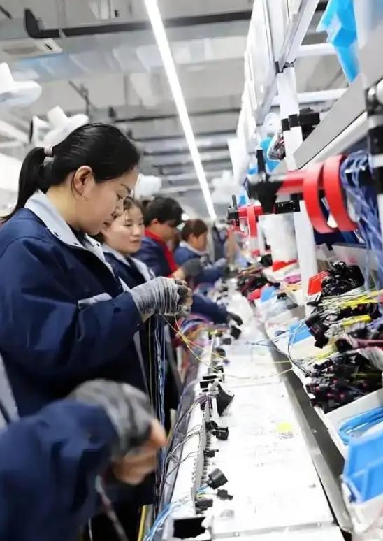 很多人不理解，欧美是发达了才实行8小时工作制的，还是实行了8小时工作制才发达的？