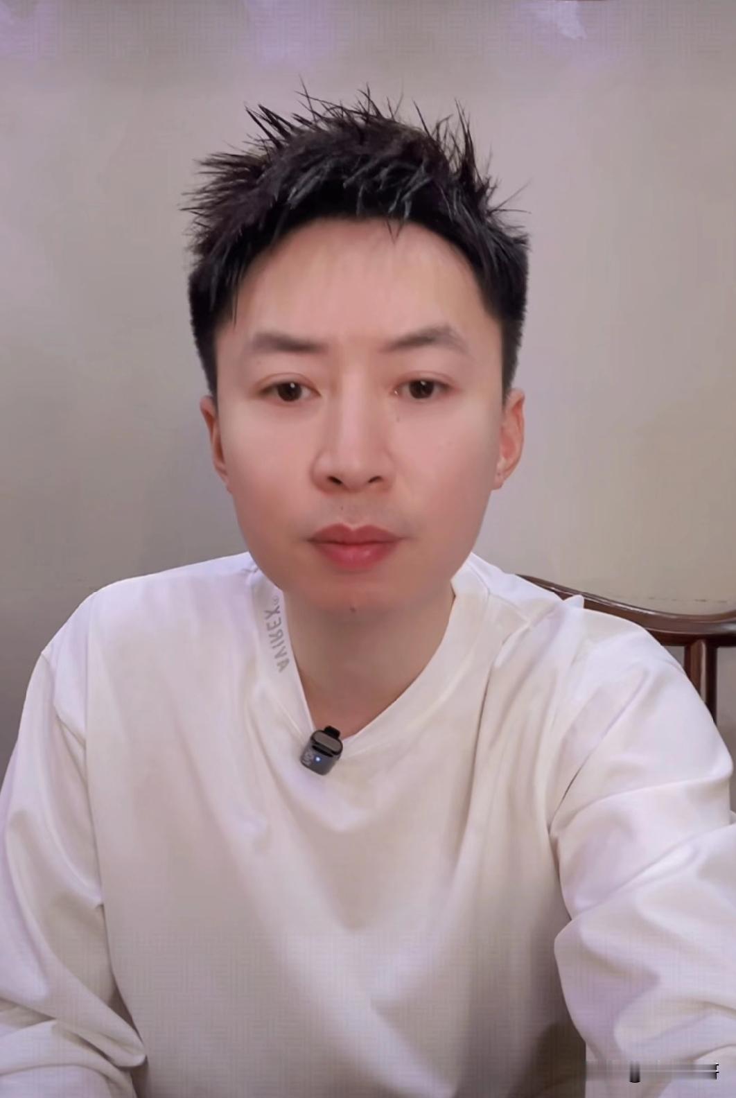 千万不要被方博的表象给迷惑了，之所以选择哈萨克斯坦球员身份参加WTT赛事，主