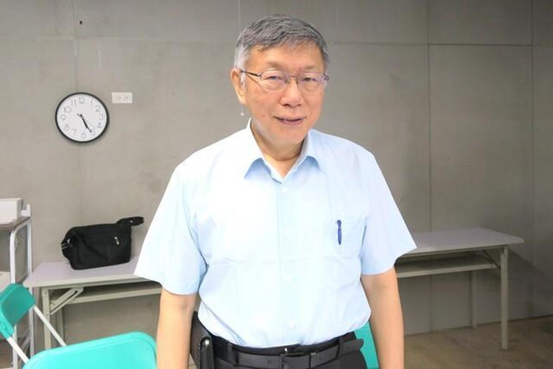 柯文哲台南造势哽咽，暴露一个残酷真相：他太想复制"韩流奇迹"，却忘了奇迹从来复制