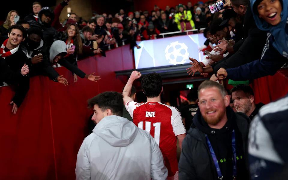 阿森纳3比1拜仁没有进球，没有助攻，闪光的都是队友，但阿森纳球迷呼喊最多的名字