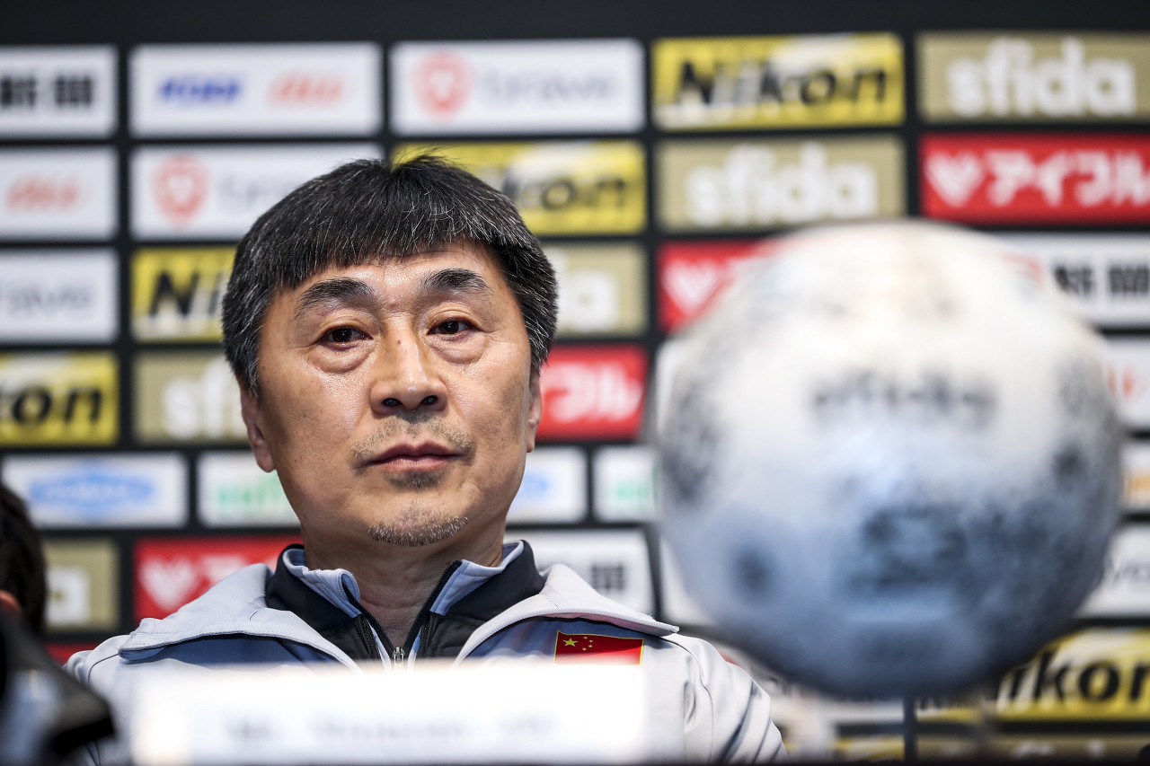 徐江谈中国球员钻研业务: 曾在贾秀全房间看到英文足球术语手册