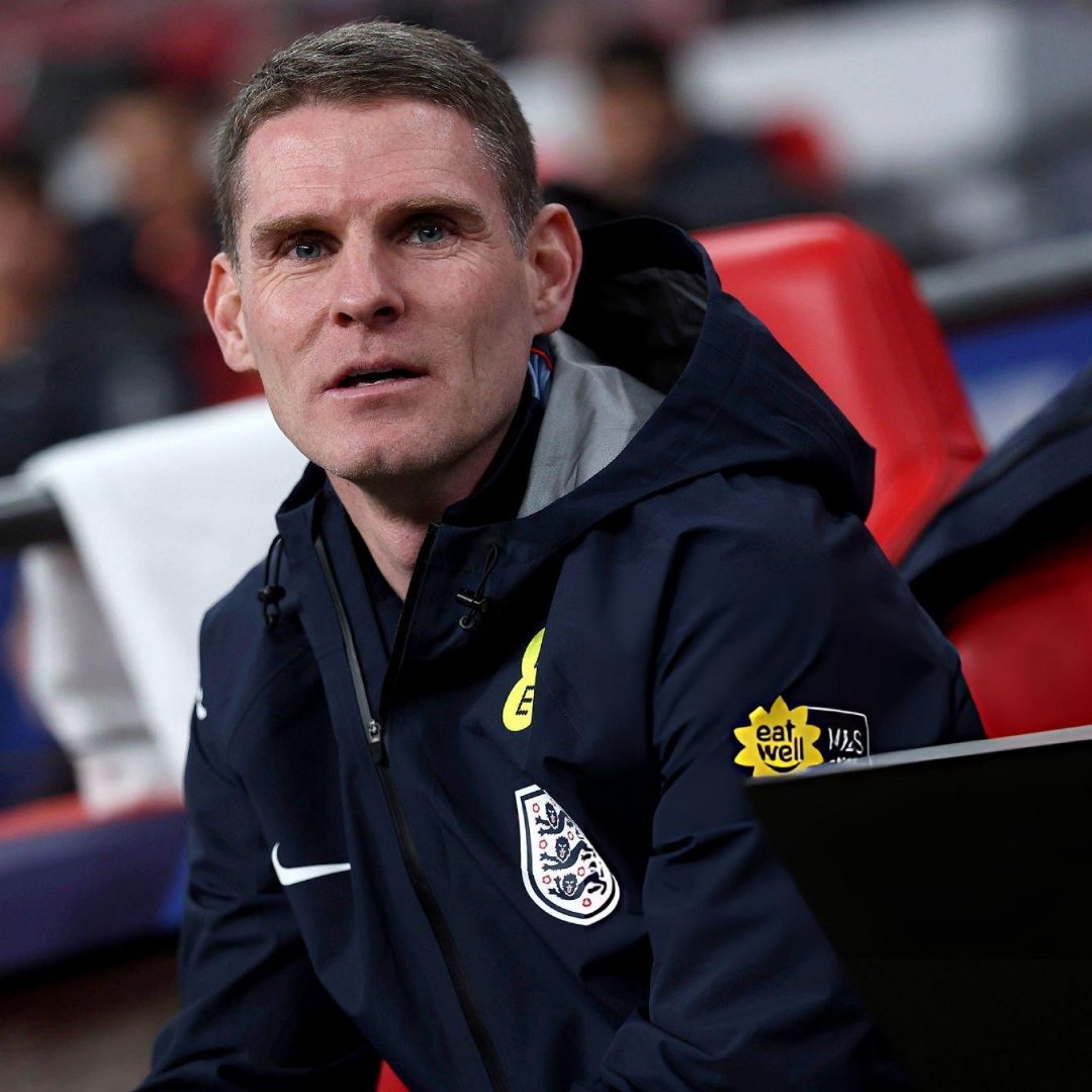 英格兰队助理教练安东尼·巴里：“我对阿森纳、对米克尔在那里所打造的一切感到由衷的