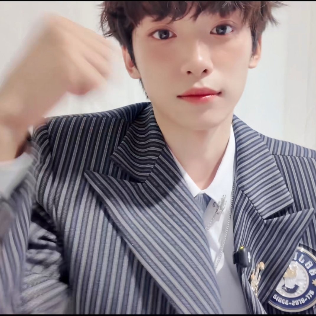 不知道你们怎么好意思欺负一只猪的