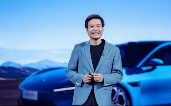 一次，记者问雷军：“你和太太结婚32年，为什么一直没有绯闻，是不是有什么秘诀？”