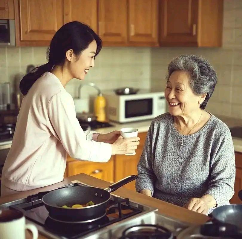 公婆与儿媳妇相处之道现在儿女尤其是儿子结婚成家后，父母就应主动地退居二线，由