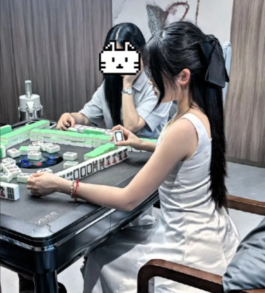 广西一已婚女子应男牌友邀约打麻将，凌晨2点，女子等另两名牌友离开后，说“累了”想