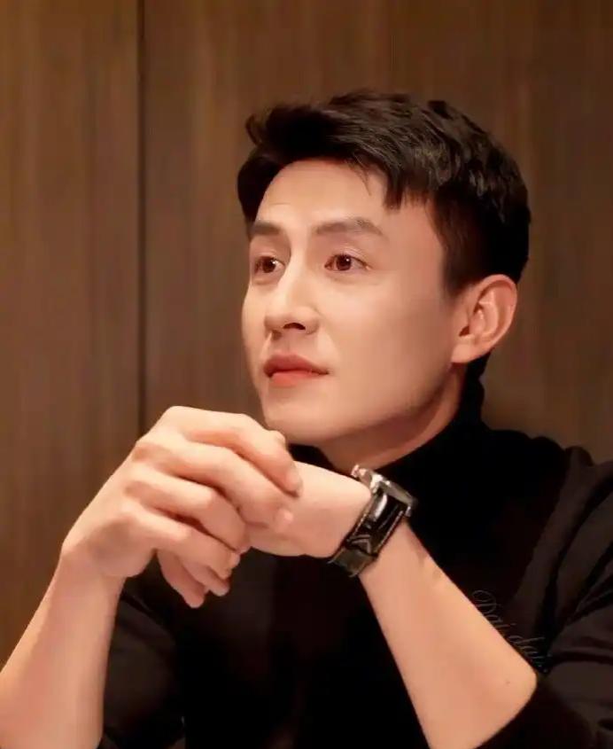 短剧成为流行趋势是多种因素共同作用的结果，主要包括‌用户碎片化时间需求‌、‌技术