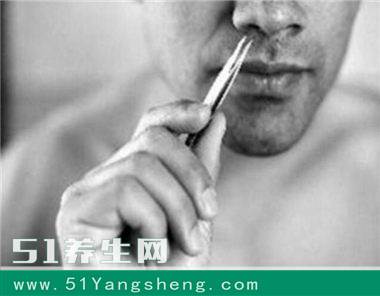 医生说身体这一处一旦变白, 说明你与长寿已经无缘, 你中招了吗?