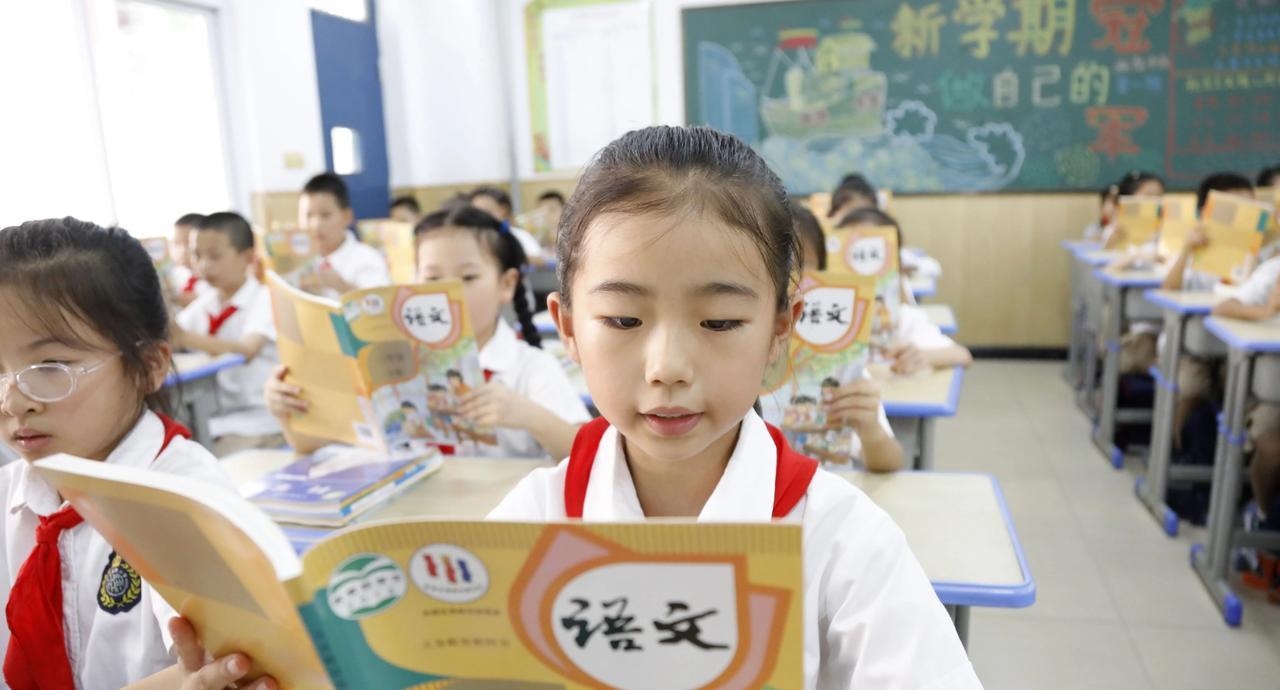 小学语文怎么考到100分？多数孩子其实小学六年级结束，语文成绩差不多就定型了，