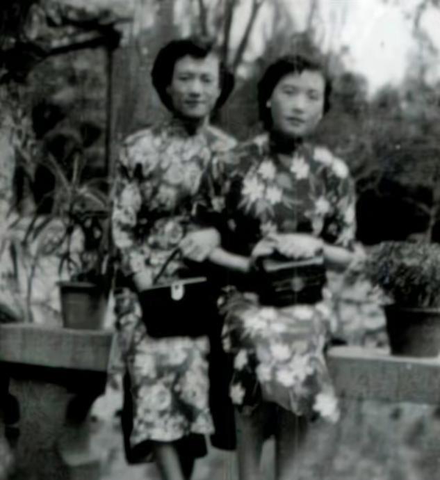 “白天做姐妹，晚上做夫妻！”1956年冬，上海警方收到一封举报信，一名间谍伪装成
