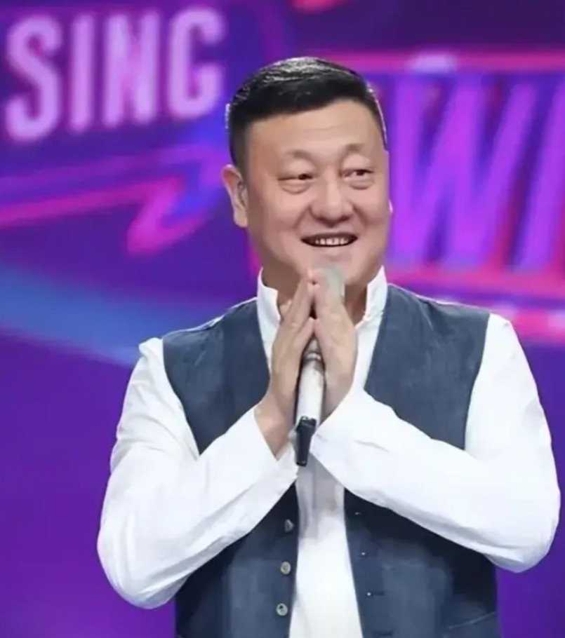 韩磊找“小女友”我忍了，对不起小他16岁的她媳妇我也忍了，忍不了的是，韩磊商演活