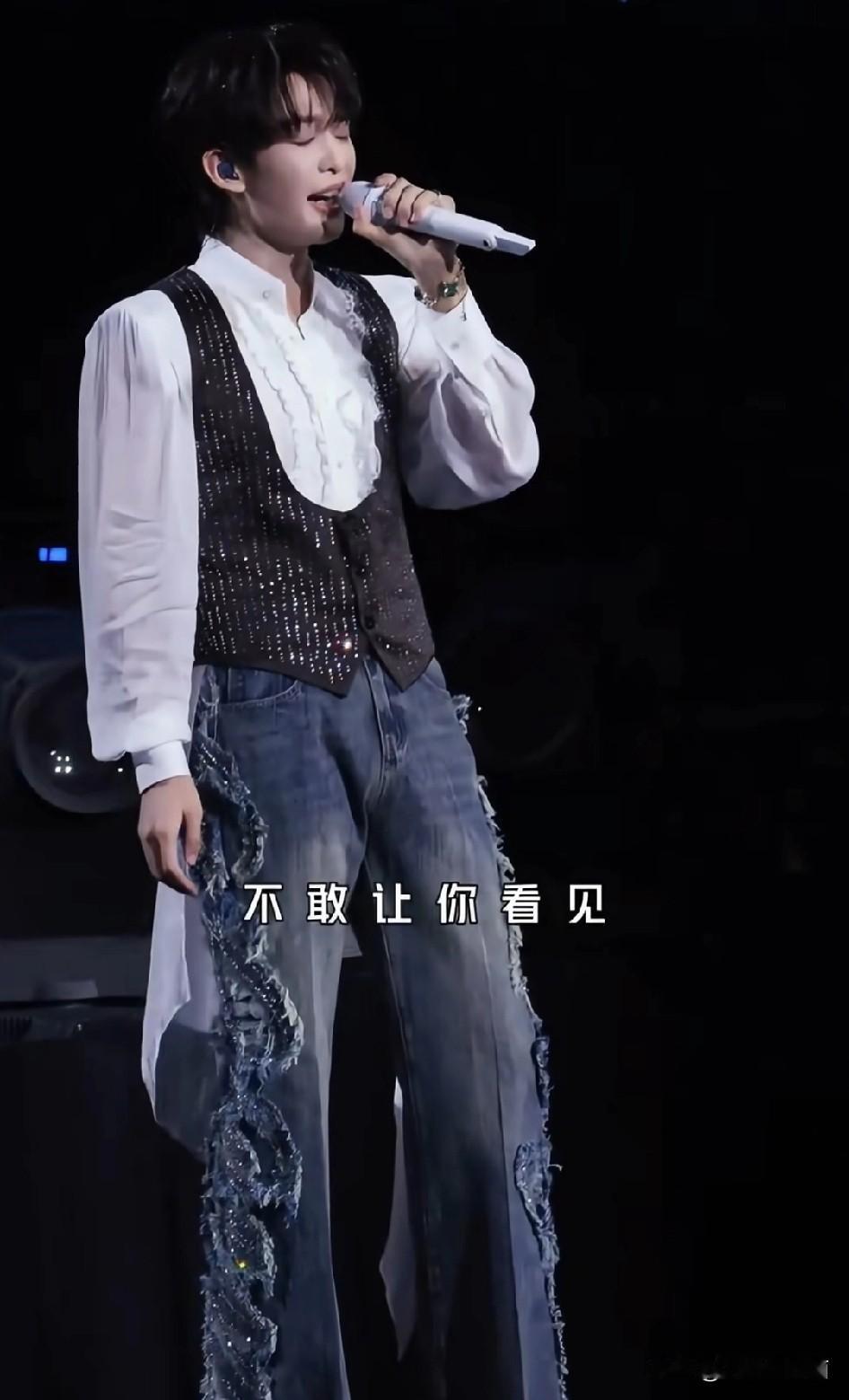 但是，野子这是又在搞作弊啊！他的裤子里到底是有什么神兵利器，每次的形状大小都不