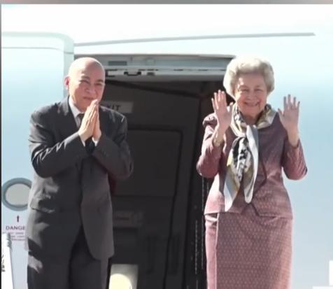 9.3大阅兵，开始迎接“第一个”客人，这位外国友人抵达北京机场，此时距阅兵还有1