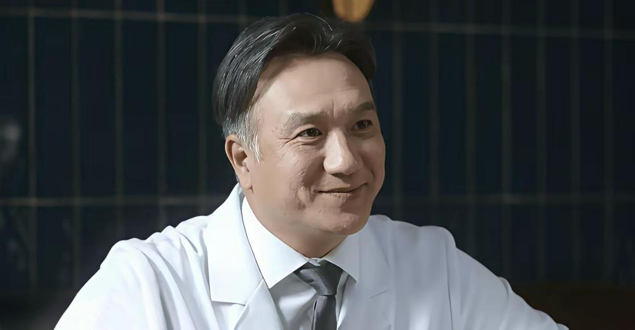追剧《问心2》方筱然荣获"优秀医生”称号，本是众望所归，副院长王直烽一宣布