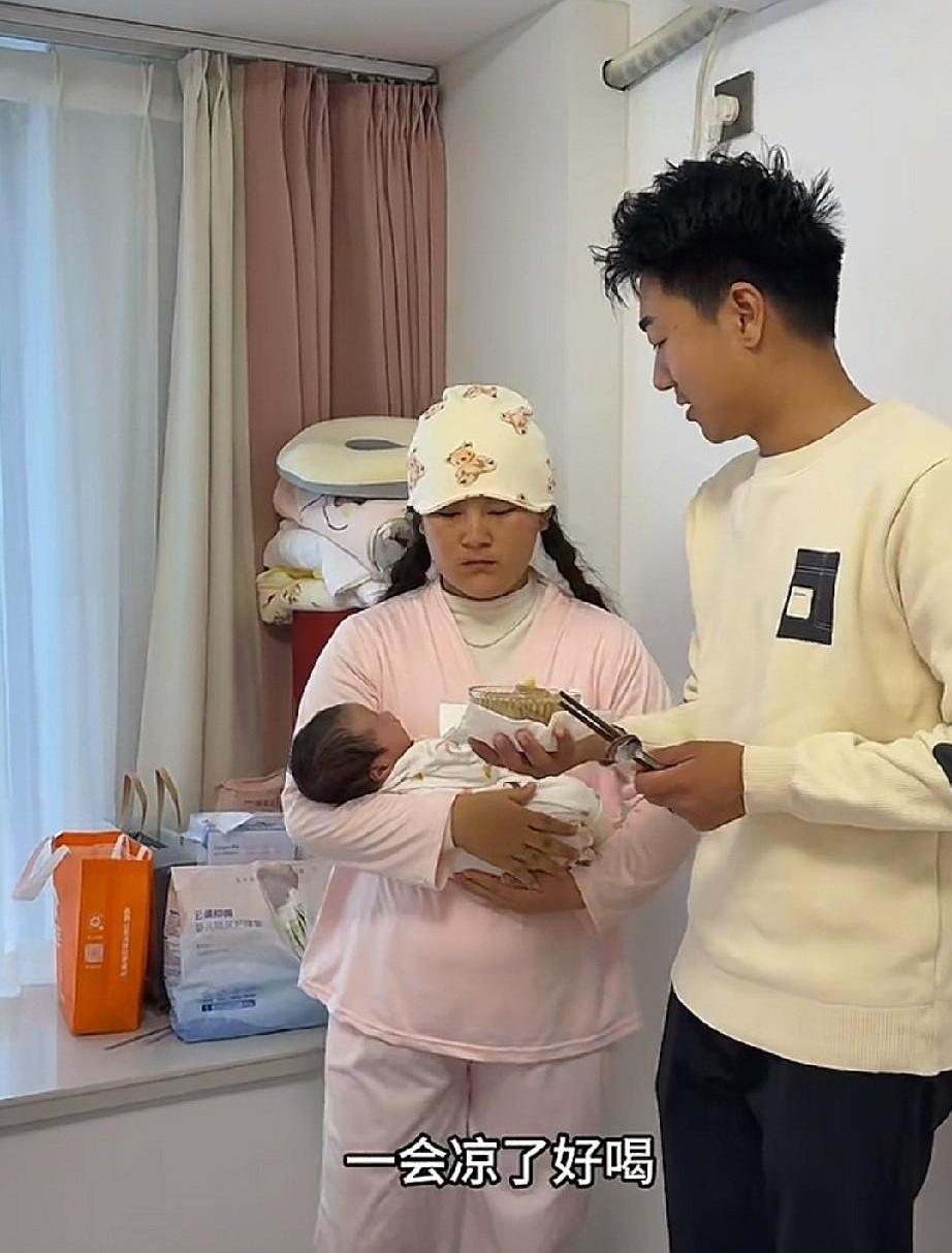 生个闺女就活该受气吗？雨露坐月子才第十天，心已经凉了半截。本想着婆媳就算不亲