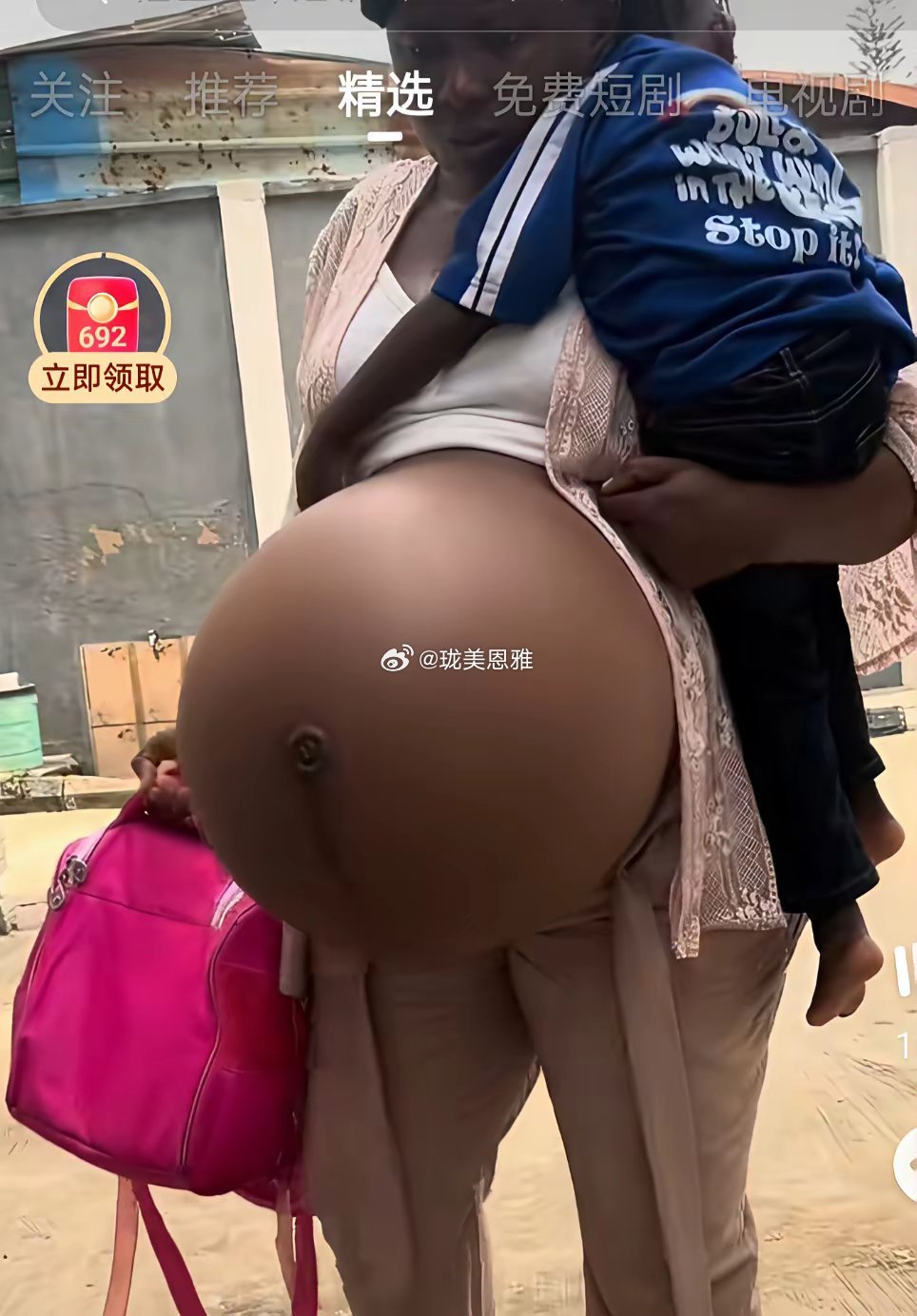 你见过这样的孕妇吗？这么大的肚子有几胞胎，看得我都喘不过气来