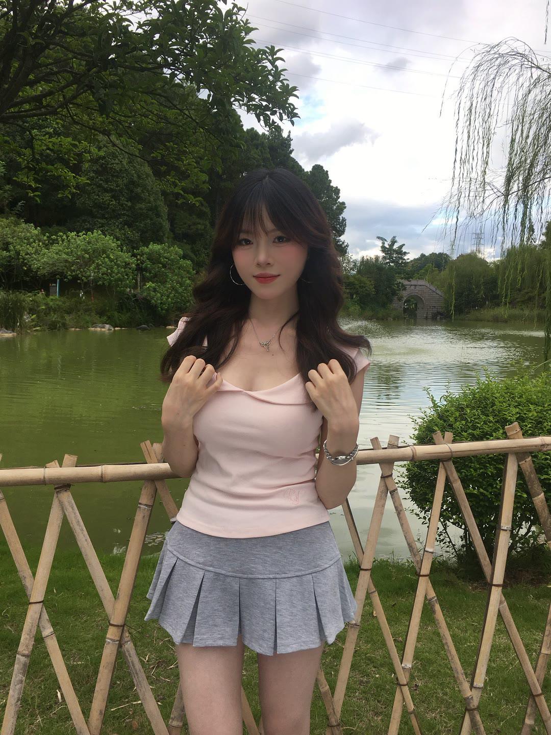 美女们快来分享自己的穿搭吧！