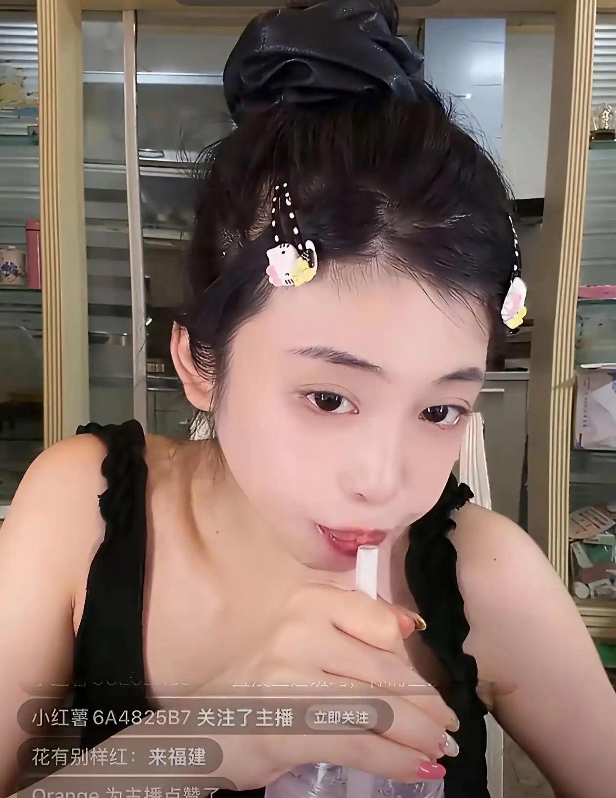 鹿晗司晓迪还是没想到，司晓迪竟然就只是一个普通家庭的小网红，为什么能认识这么多