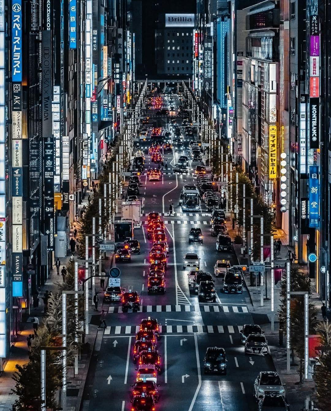 东京街头这马路线有点看不懂怎么走
