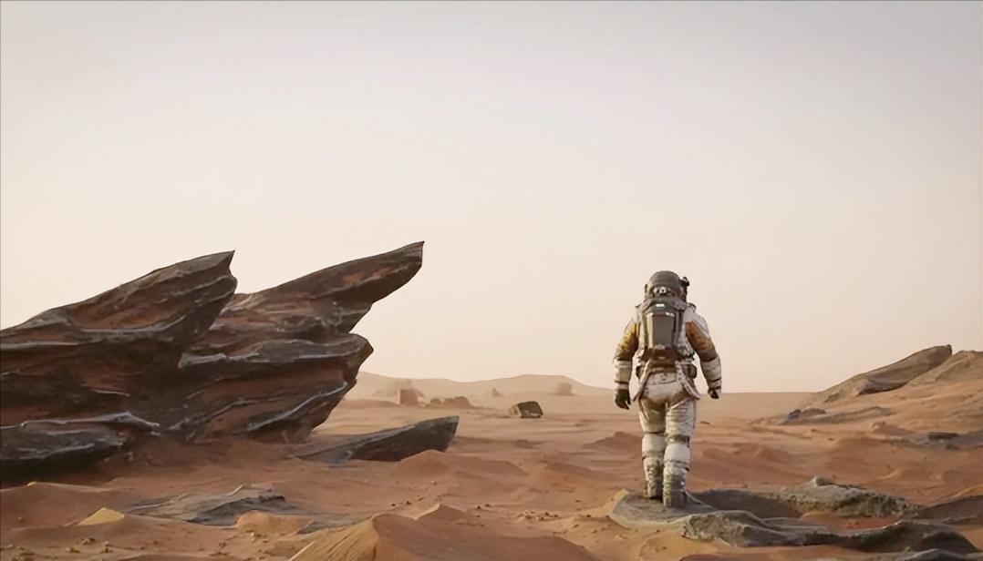 别再被忽悠着移民火星了，把地球生产力拉满、赚够财富才是真靠谱，这是一名科技大佬在