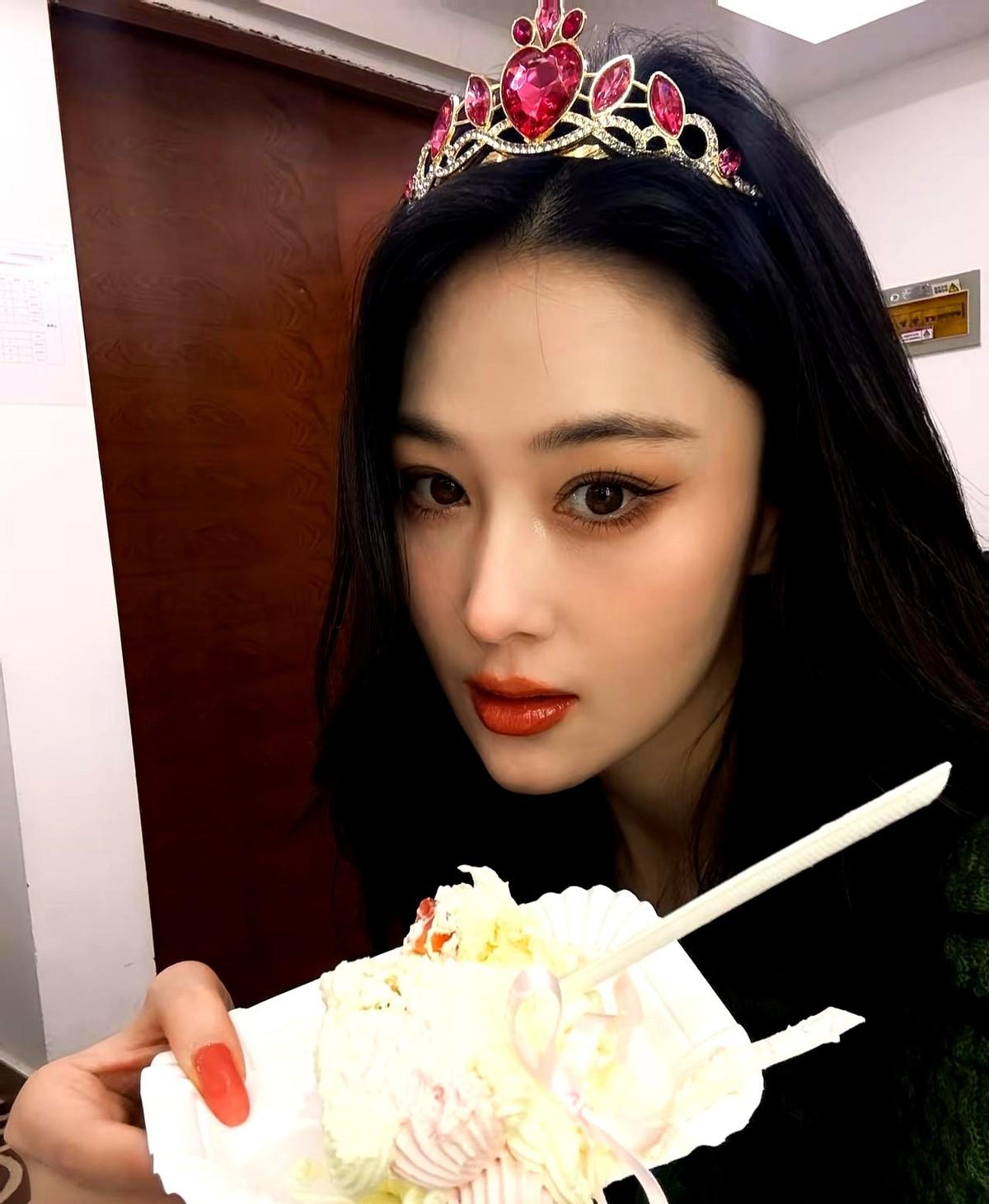 张馨予是不会离婚的何捷专门在家里圈出块地给她折腾，自己默默把费体力的农活全包圆