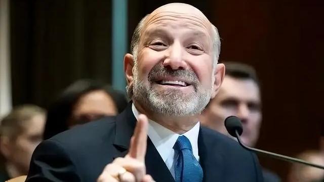 直击要害！中国拒购美芯片，击碎美国技术收割幻想美国国会听证会上，商务部长直