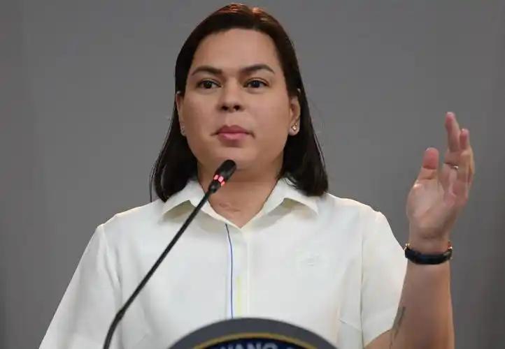 小马科斯坐不住了！要对杜家一锅端？把莎拉拉下马还不够，连杜特尔特的两个儿子也不放