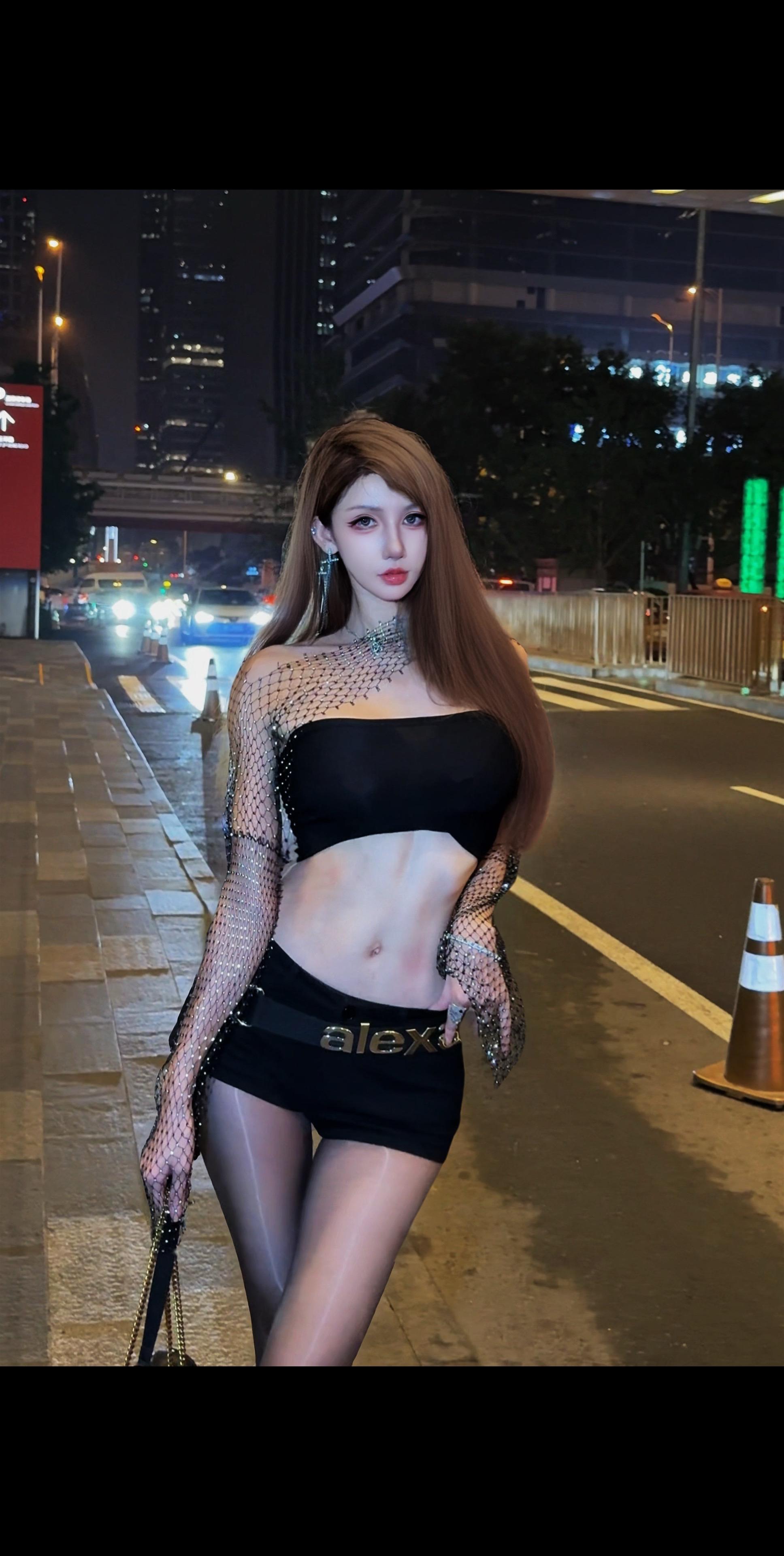 好开心 我回来了。
