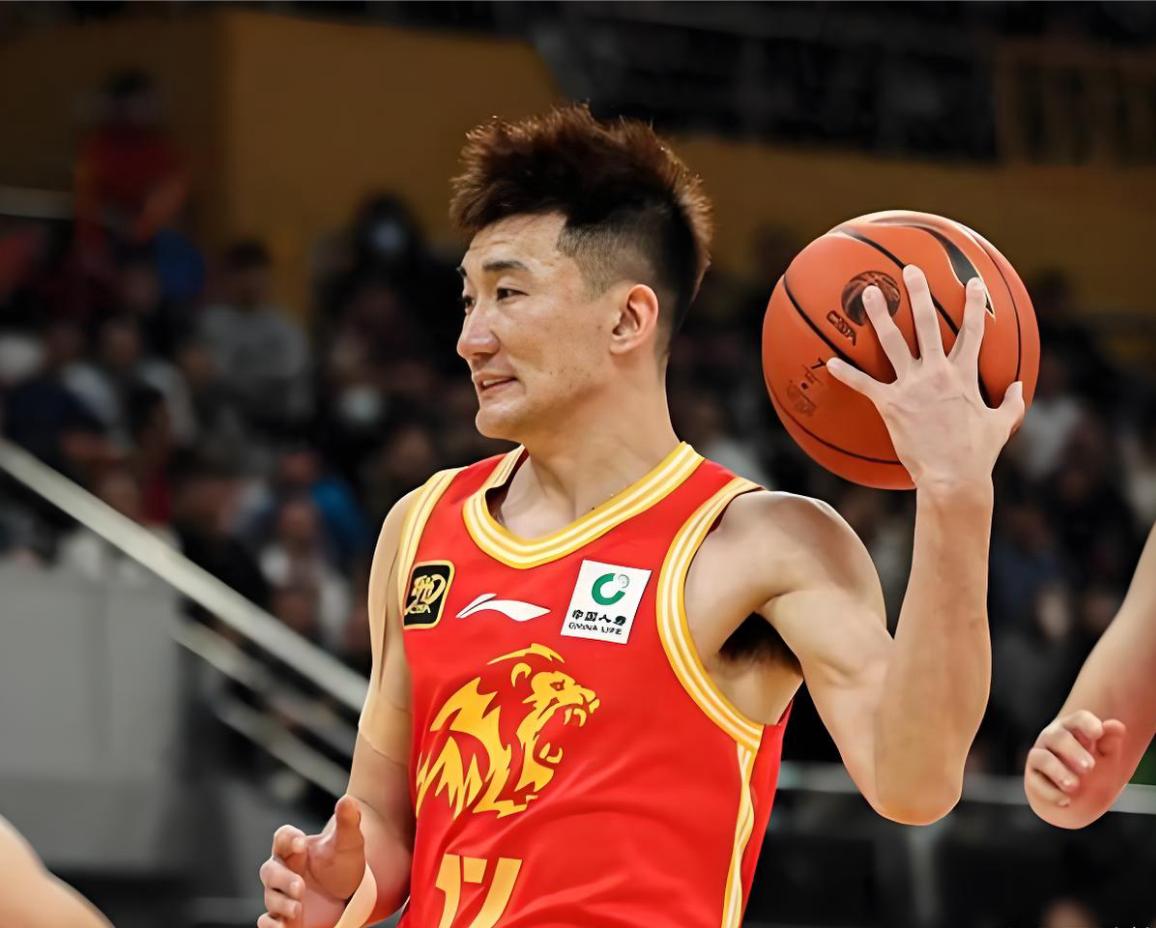 CBA名记道出广厦队最大争冠对手，无山西队，也无上海队！CBA新赛季马上开打，