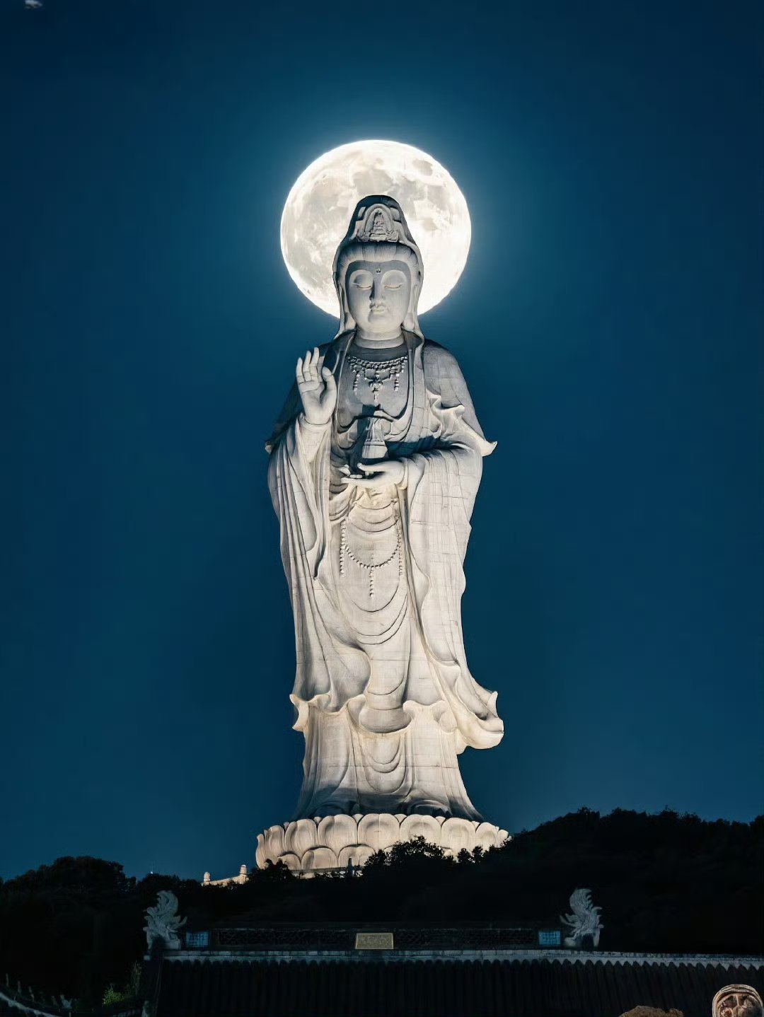 遇到菩萨，转赞菩萨，诸事事顺心，诸邪退散，好运伴随！​​​​