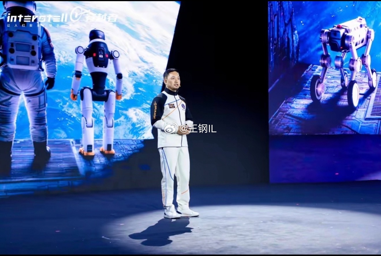 黄景瑜上太空，没细看以为搞什么演唱会呢原来是穿越者壹号（CYZ1），作为国内首