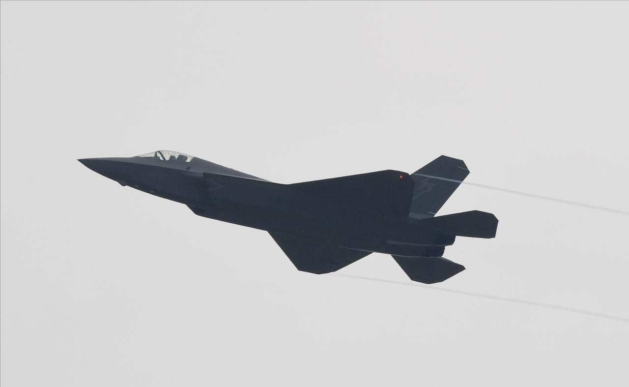 12月29日，印度媒体爆了一个大消息：中国发明了一种颠覆性技术，可以让战斗机实现