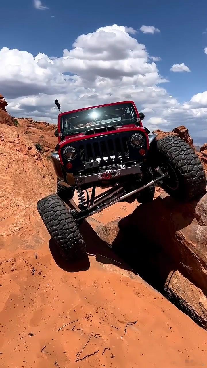 我今天终于明白了一件事情。那就是为什么每当我说。电四驱不适合越野、或者说某些车型