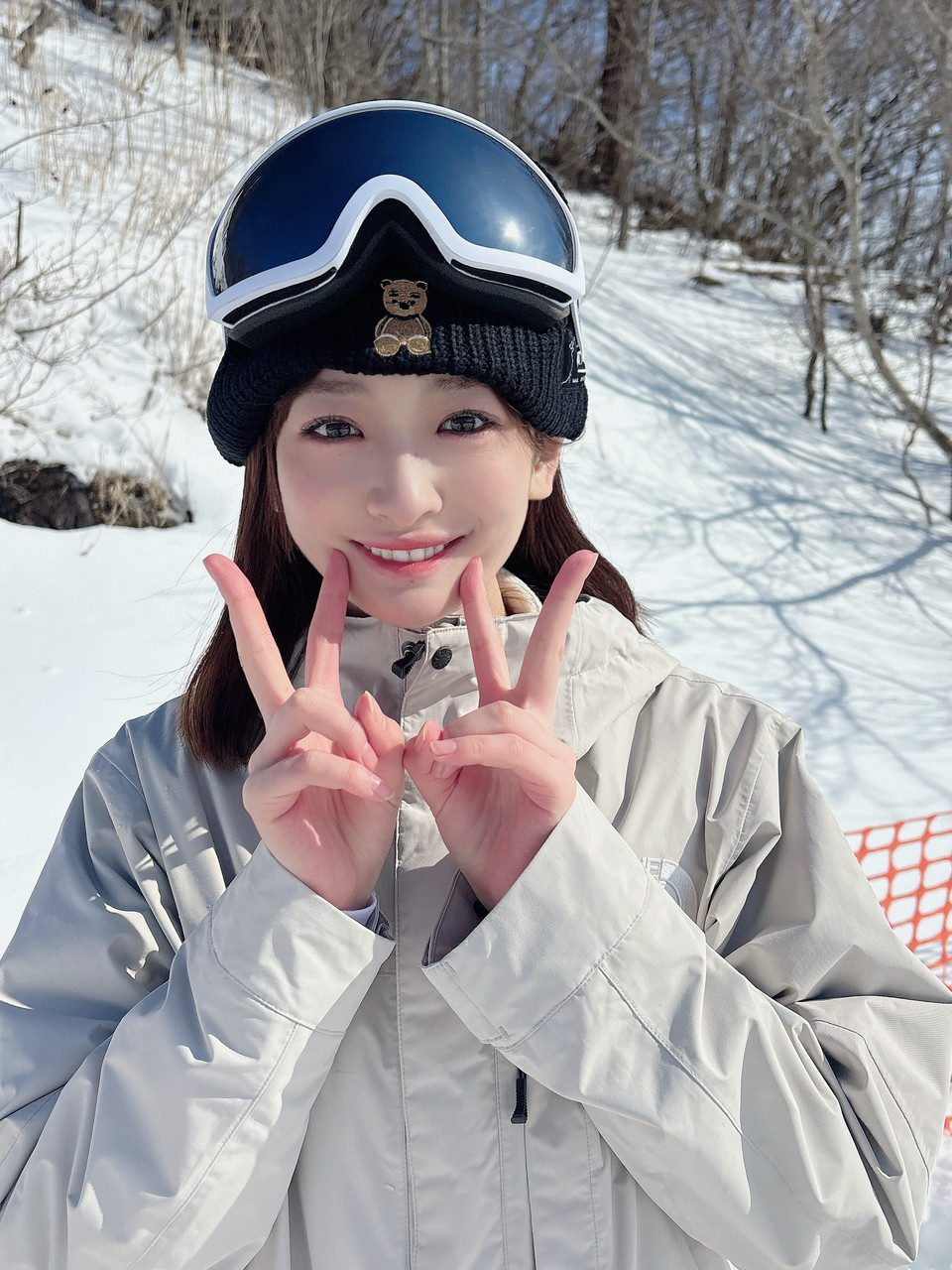 小島凪紗「小学生ぶりのスキーでしたが、ちゃんとまだ滑れて気持ちよかった〜❄️優ち