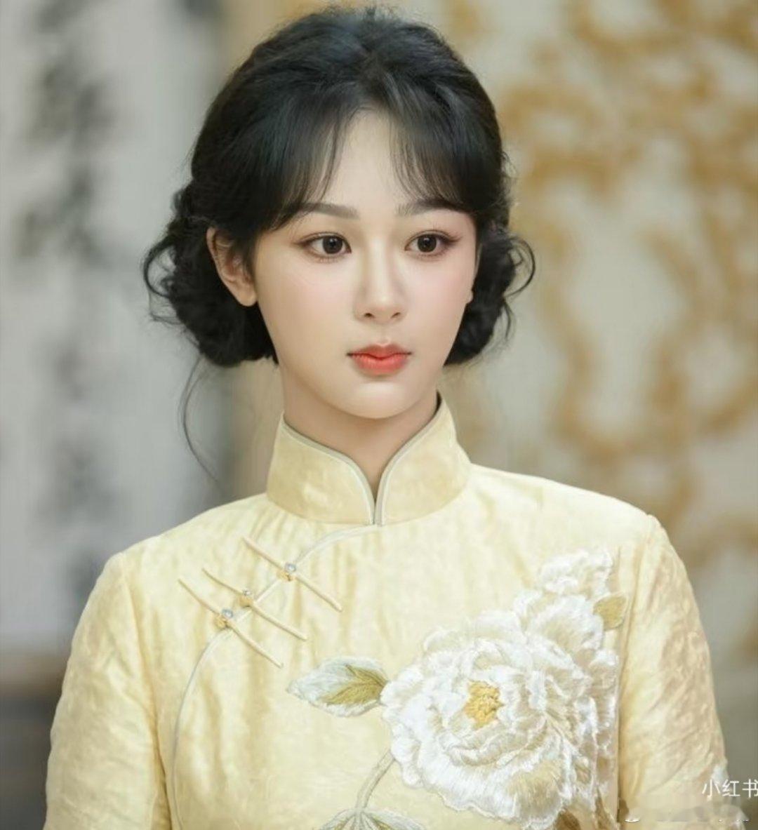 玉兰花开君再来网传《玉兰花开君再来》演员阵容：杨紫朱亚文刘雅瑟监制：郑晓龙导