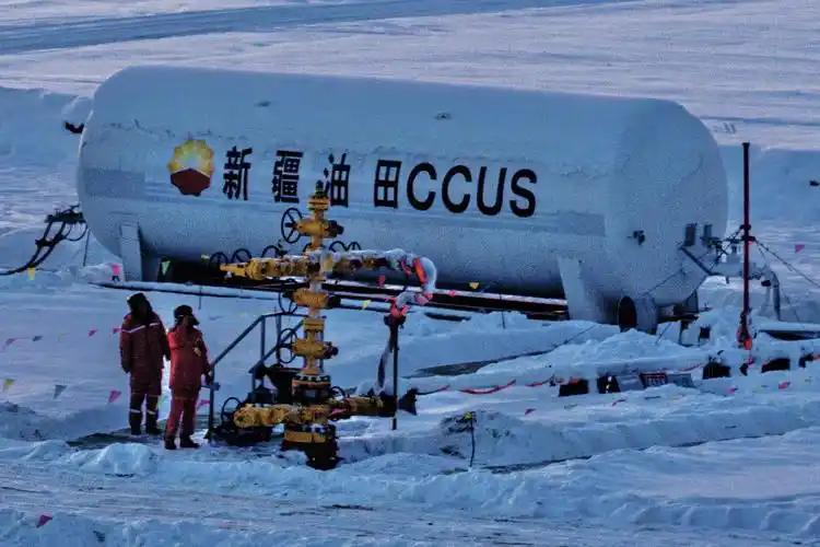 中国能源储备的前瞻性！法国世界报指出，中国作为全球最大的石油进口国，大约三分之一