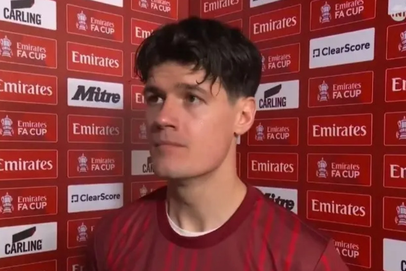 阿森纳最致命的问题要来了？在阿森纳与切尔西的比赛中，赖斯主动要求被换下，疑似受伤