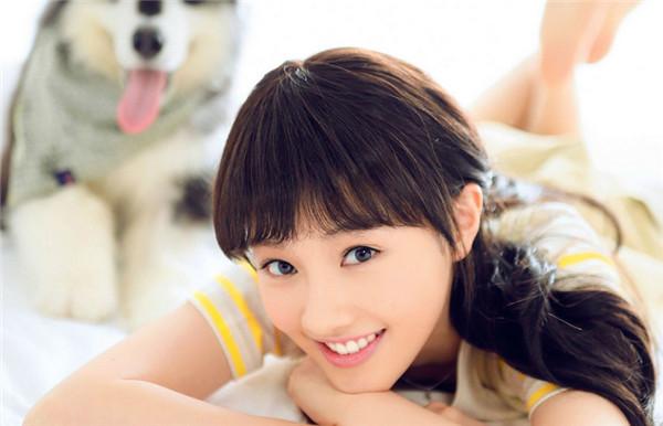 貌美如花的王鹤润为什么剃光头, 为艺术甘愿献身?