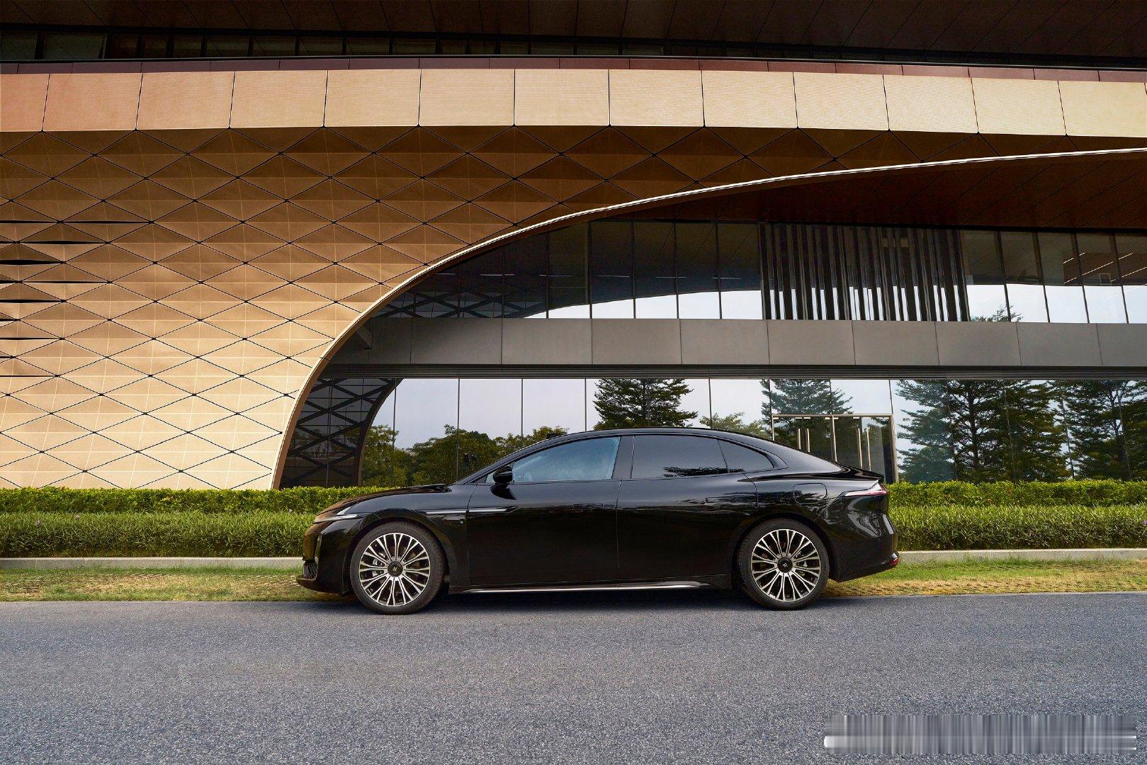 广汽昊铂和华为联手搞了个大动作！他们的新车昊铂A800拿到了全国首个最高时速1