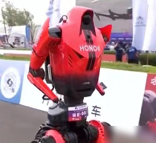 终于懂为啥非要让机器人跑半马了，起初总觉得这不是脱裤子放屁嘛。之前刷到不少人