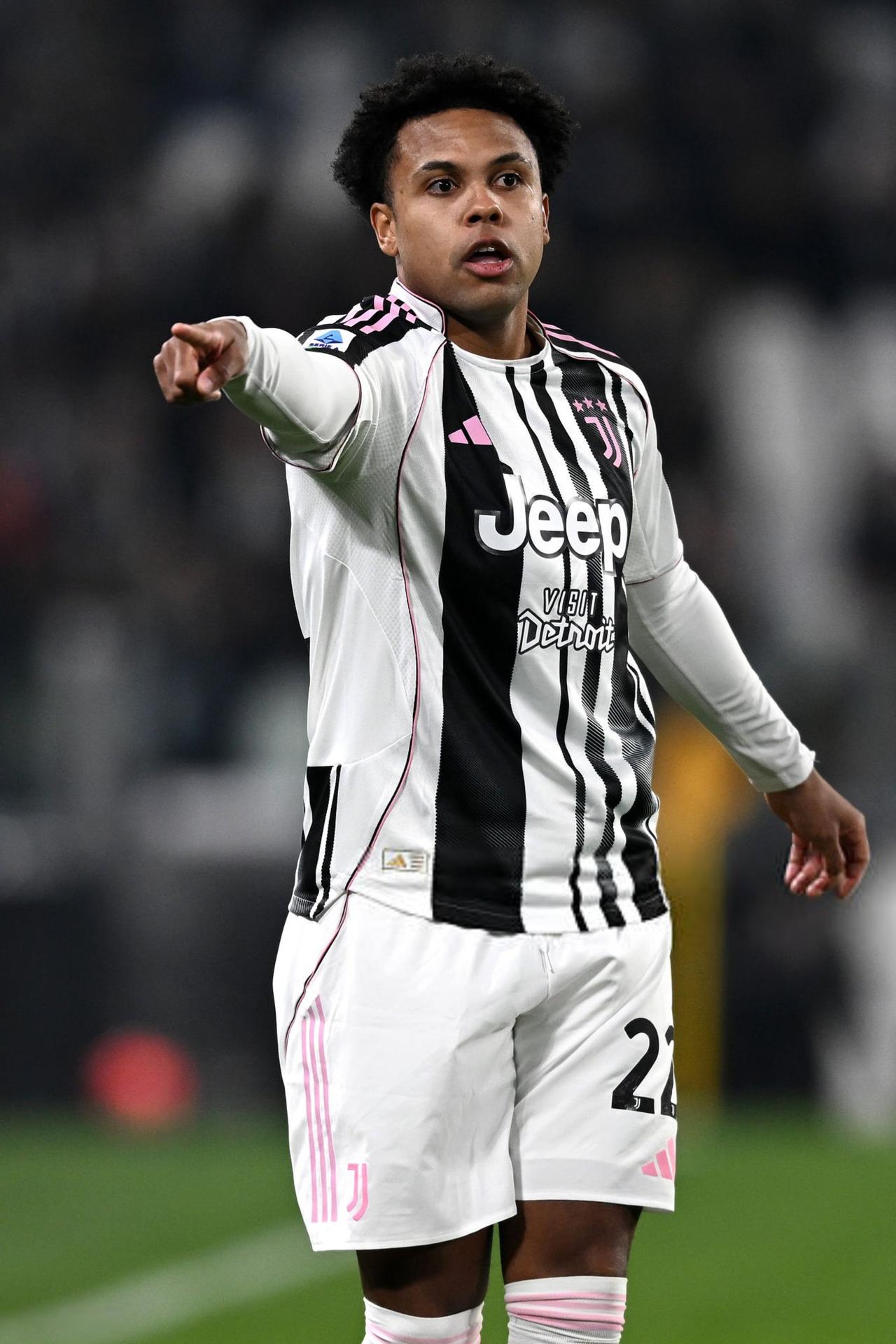 麦肯尼与尤文图斯的续约也传来积极信号！这位美国球员在斯帕莱蒂麾下表现出色，已