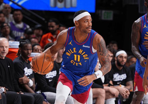 掘金为了能够给布鲁斯-布朗腾出位置，直接放弃了威少。反正从目前的情况来看，布朗这