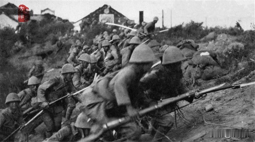 1937年的淞沪会战，日军投的都是家底最厚的老牌甲种师团，从本土、华北不断增兵