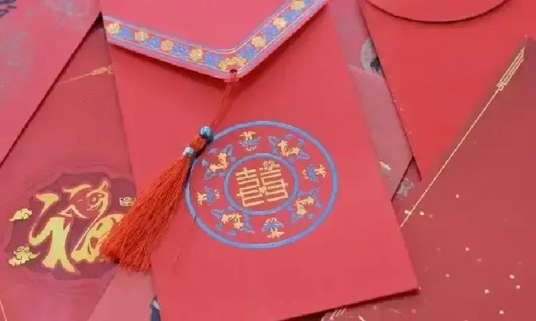 我姐的闺蜜突然甩来孙子电子请帖，收件人还写着我那在加拿大连对方长啥样都不清楚的女