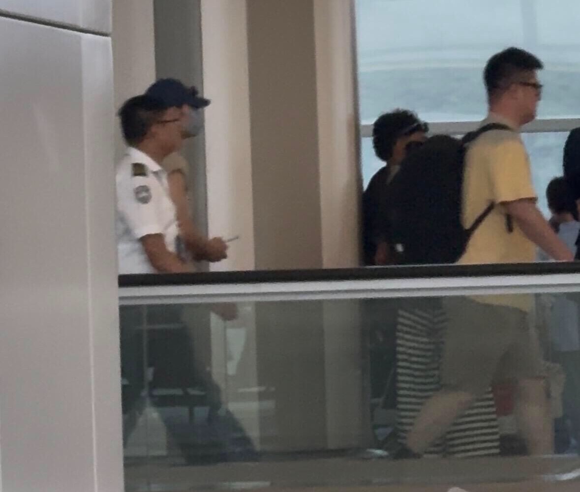 肖战结束香港行程，回北京啦！期待接下来的活动