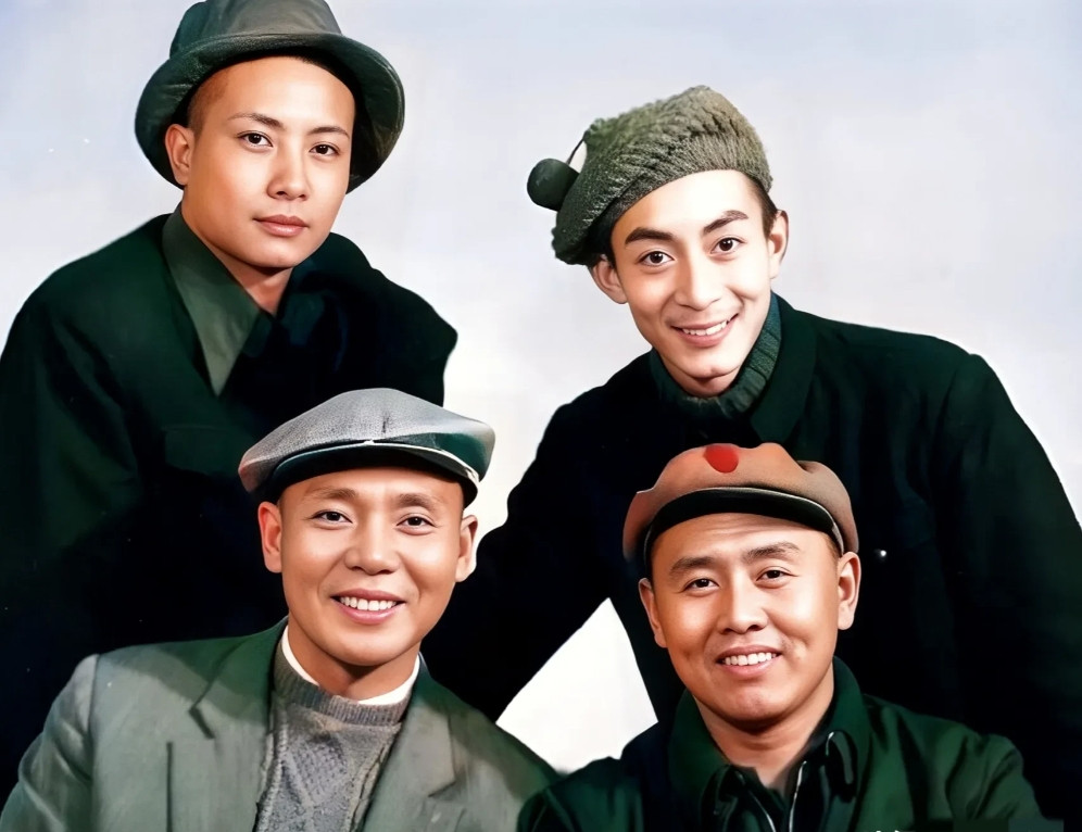 1986年，《西游记》师徒四人同框的合照，他们分别是“唐僧”汪粤、“孙悟空”六小