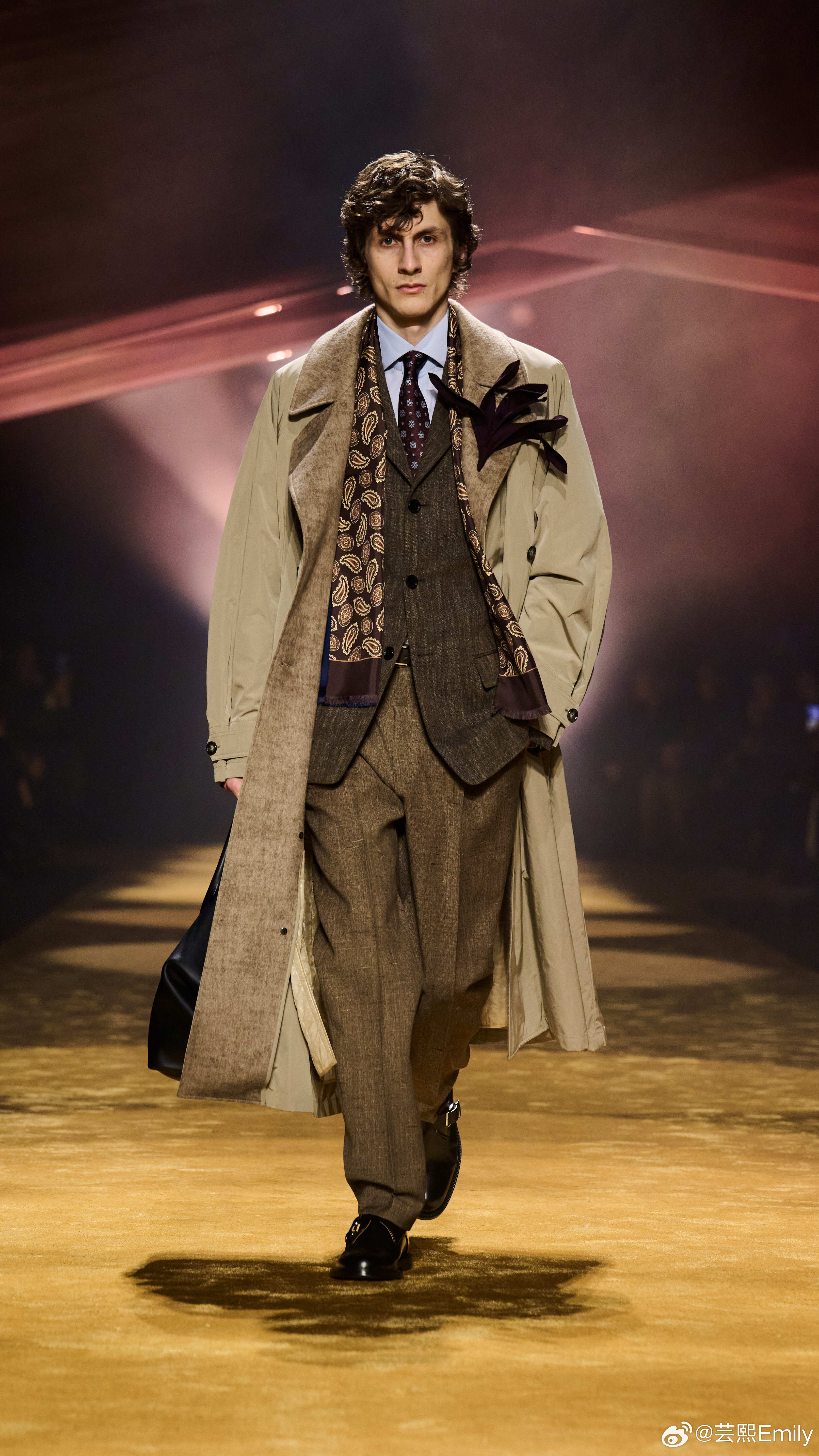 BOSS2026秋冬时装秀|形意流动，廓影从容米兰秀场启幕，BOSS以当代剪